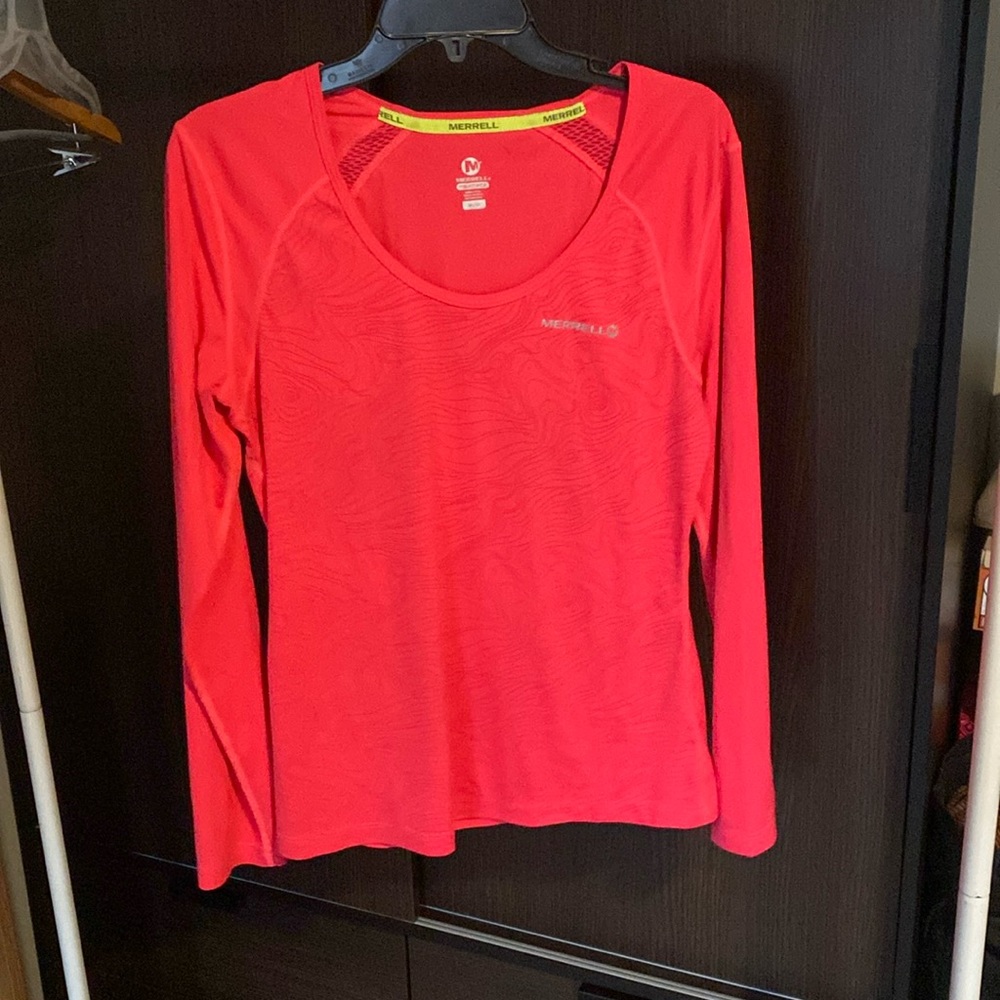 Merrell shirt